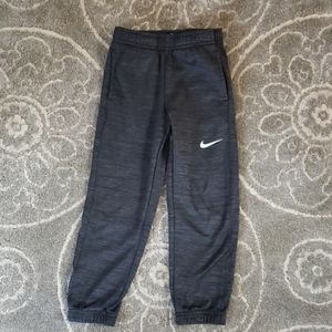 Boys Nike Pants 6